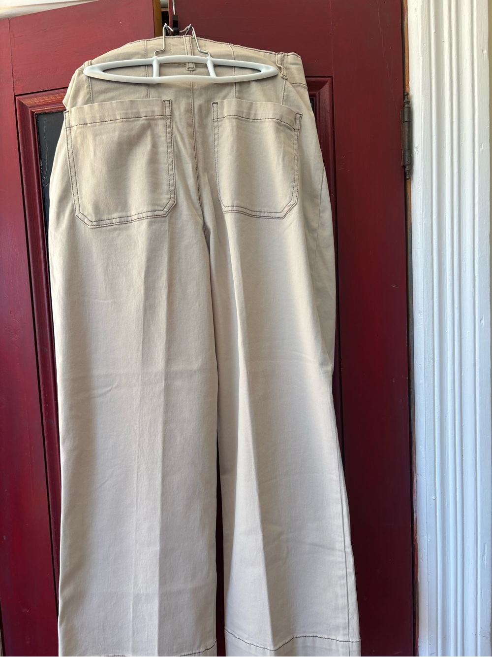 NWT-Bagatelle Cropped Wide Leg Pants in Light Tan with Contrast Stitching - Picture 2 of 7